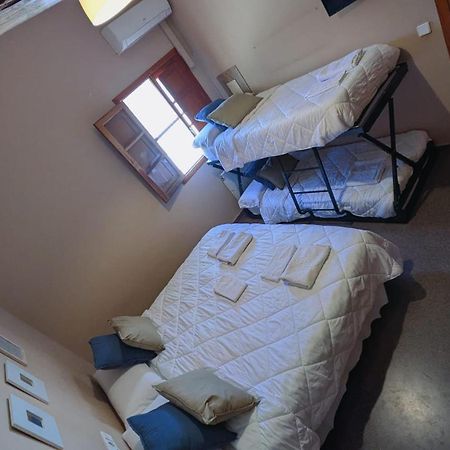 Hostal El Convent De Монкада Екстериор снимка